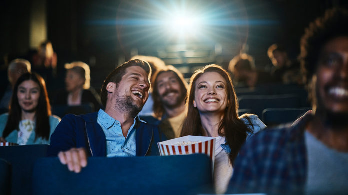 couple-at-movies