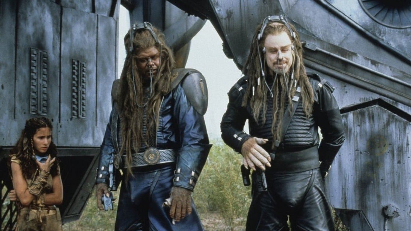 19 Movies That Almost Destroyed These Actors’ Careers