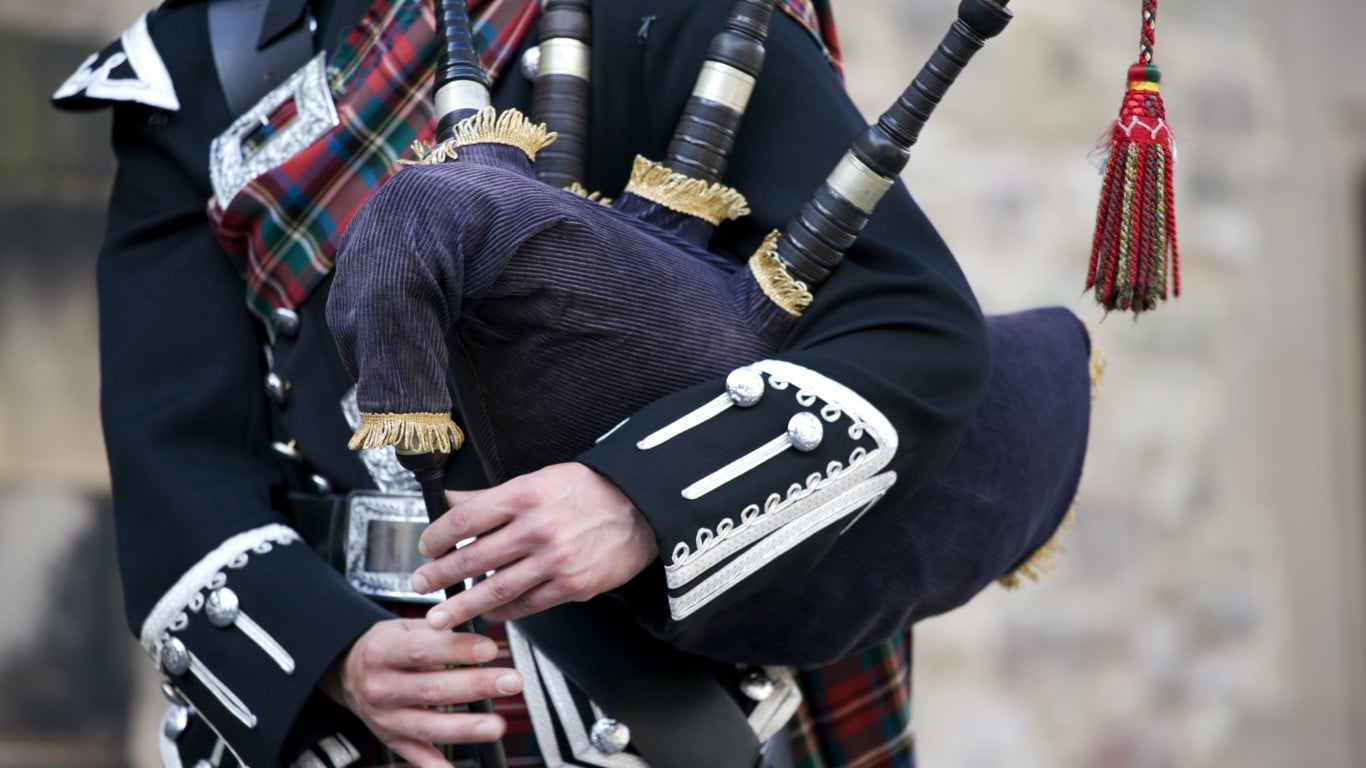 Bagpipes are Scottish