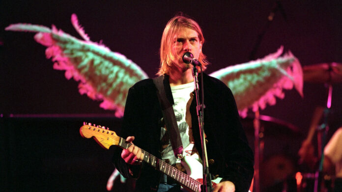 MTV Live and Loud: Nirvana Performs Live - December 1993