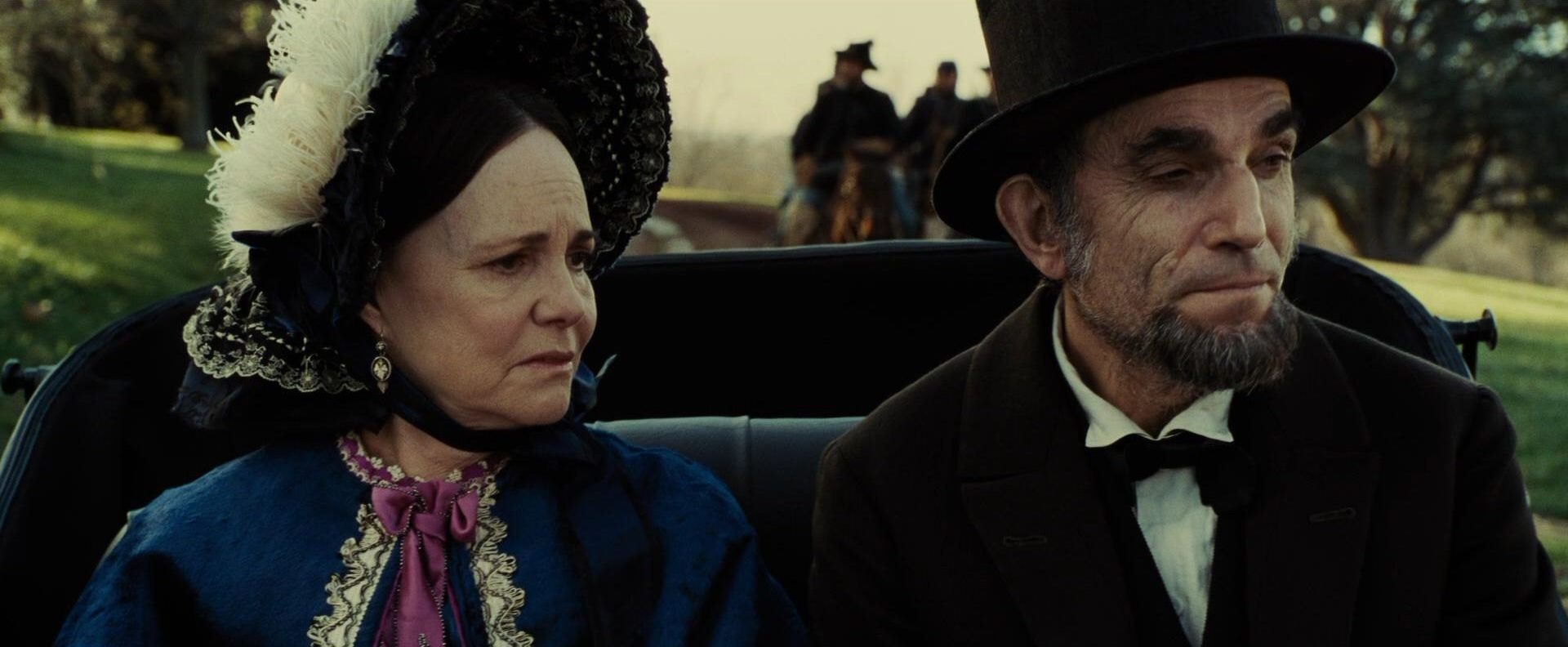 Sally Field and Daniel Day-Lewis in Lincoln (2012)