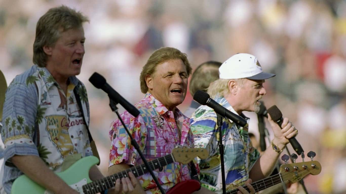 10 Huge Hits From the ’80s That Didn't Age Well