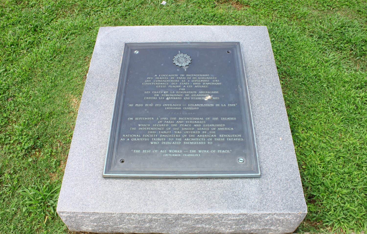 Tablet remembering the Bicentennial of the treaties of Paris and Versailles which secured the peace and established independence of the United States of America.