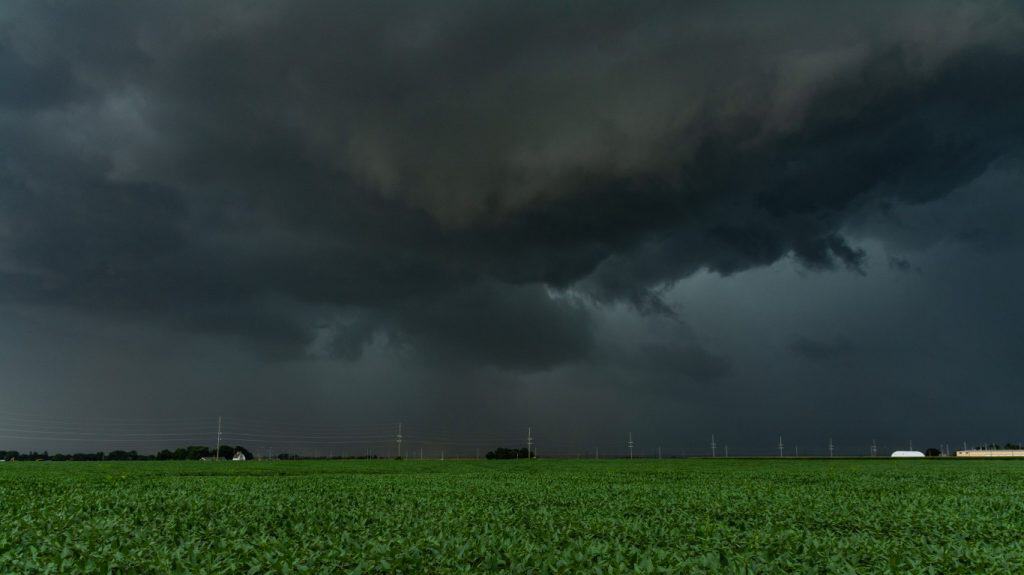 Deadly Derecho Leaves Trail of Destruction in the Midwest - 24/7 Tempo