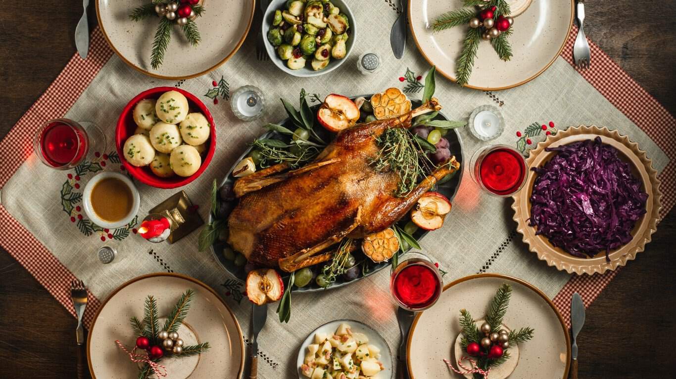 Meat and three side dishes