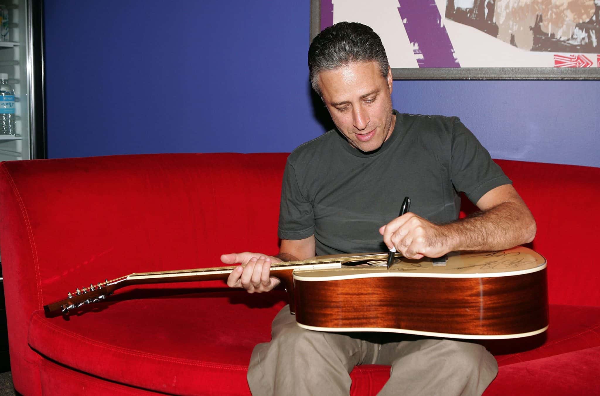 21 Famous People You Didn't Know Were Left-Handed - 24/7 Tempo