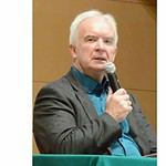 9. 25 people imprisoned in East Germany and Poland (U.S.) for four Eastern Europeans (Eastern Bloc)