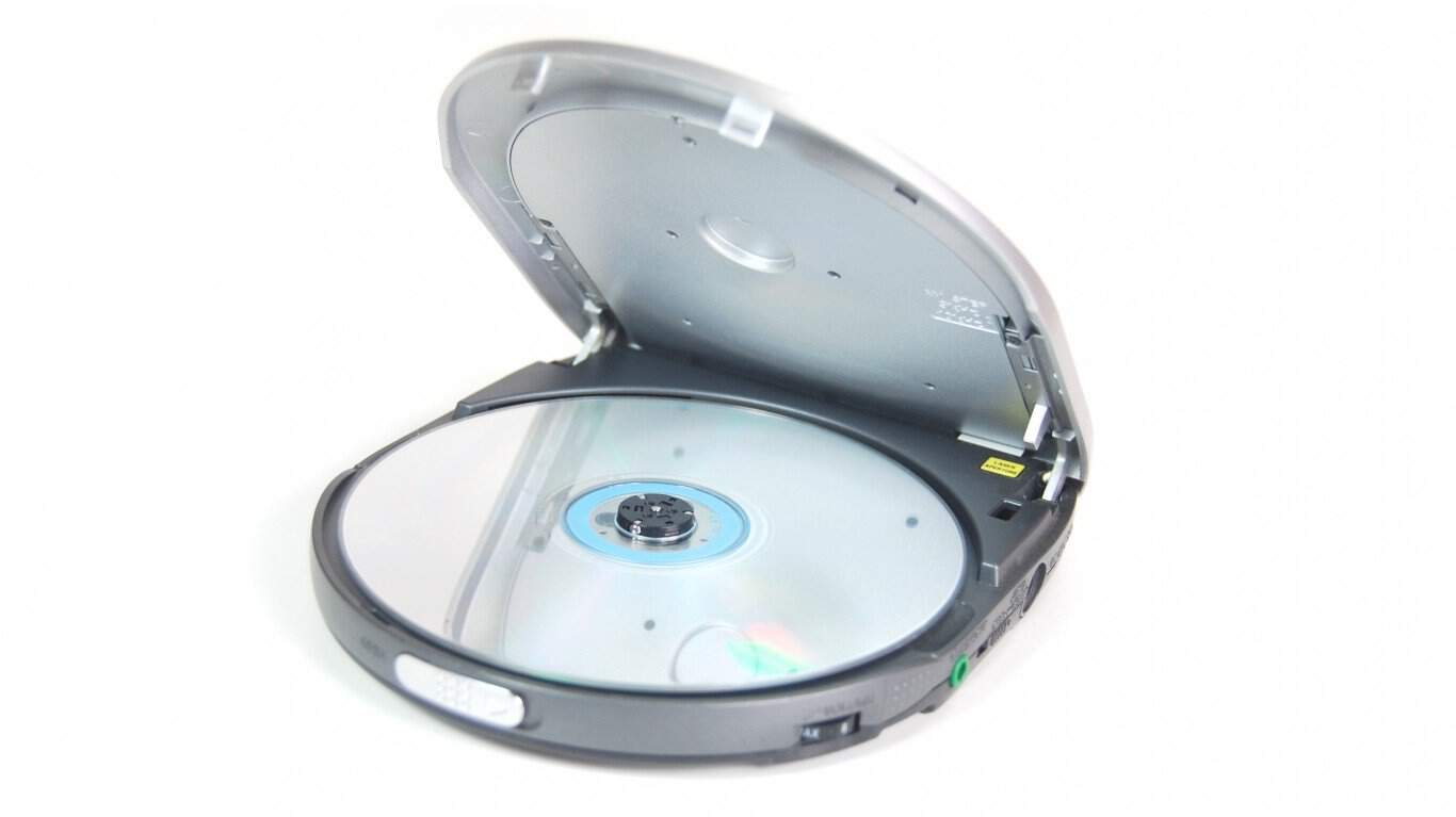 25 Gadgets That Were Once Cutting Edge But Now Obsolete