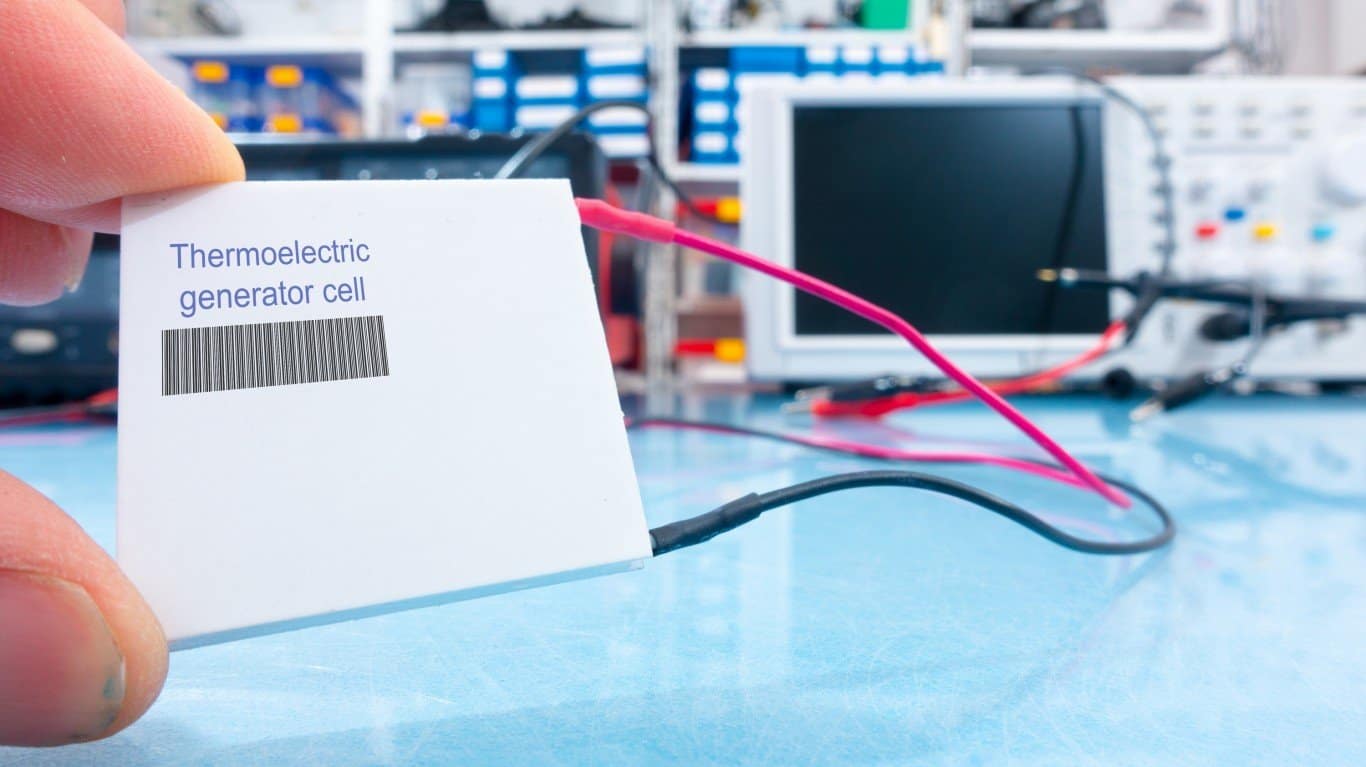 30. Thermoelectric power generator