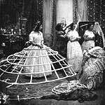Hoop skirt dresses – 1910s
