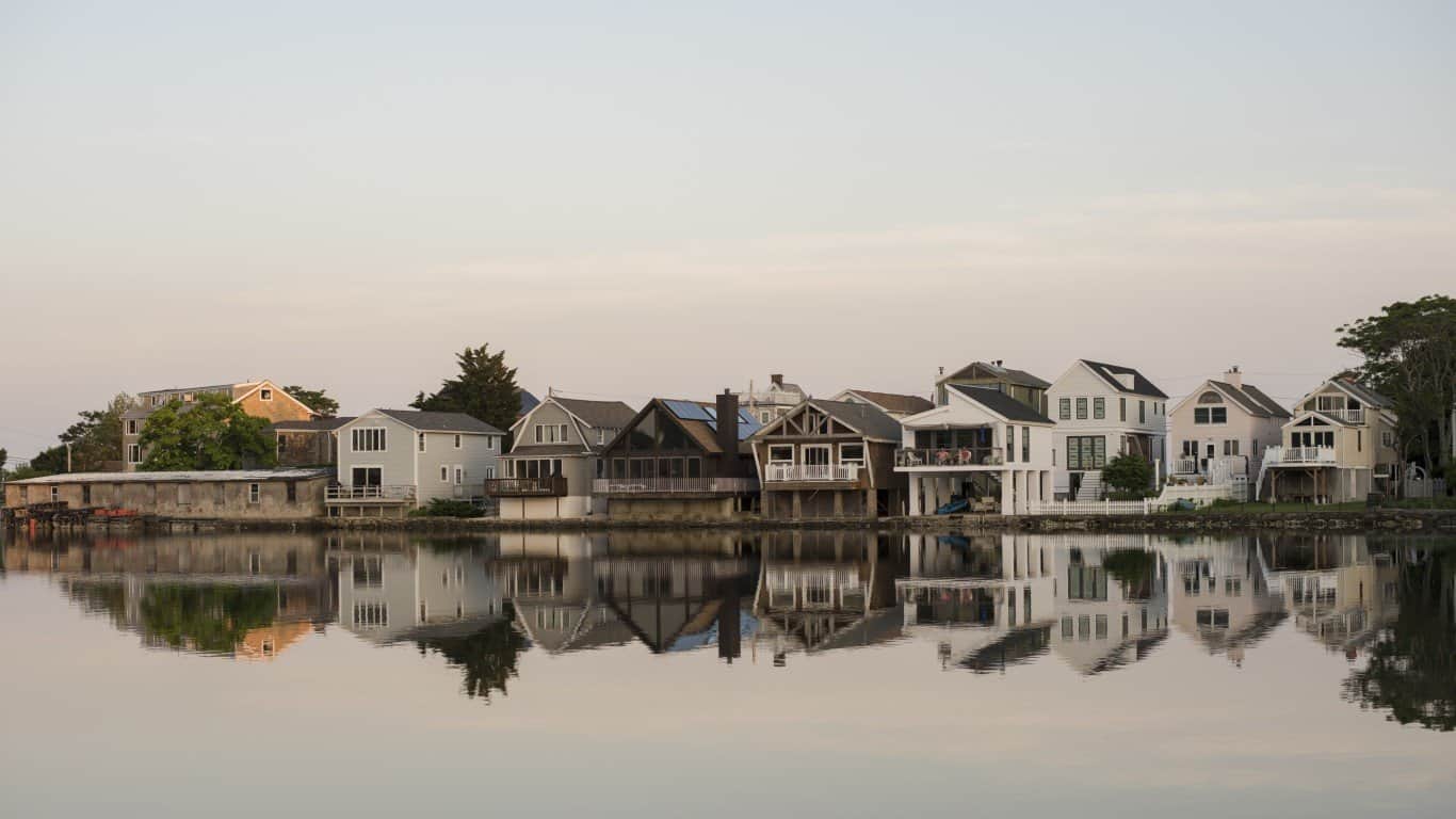 26. Compo–Owenoke Historic District (Westport, CT)