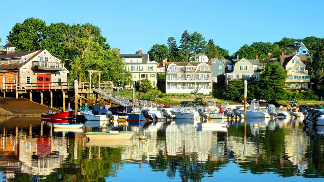 27. Manchester Village Historic District (Manchester, MA)