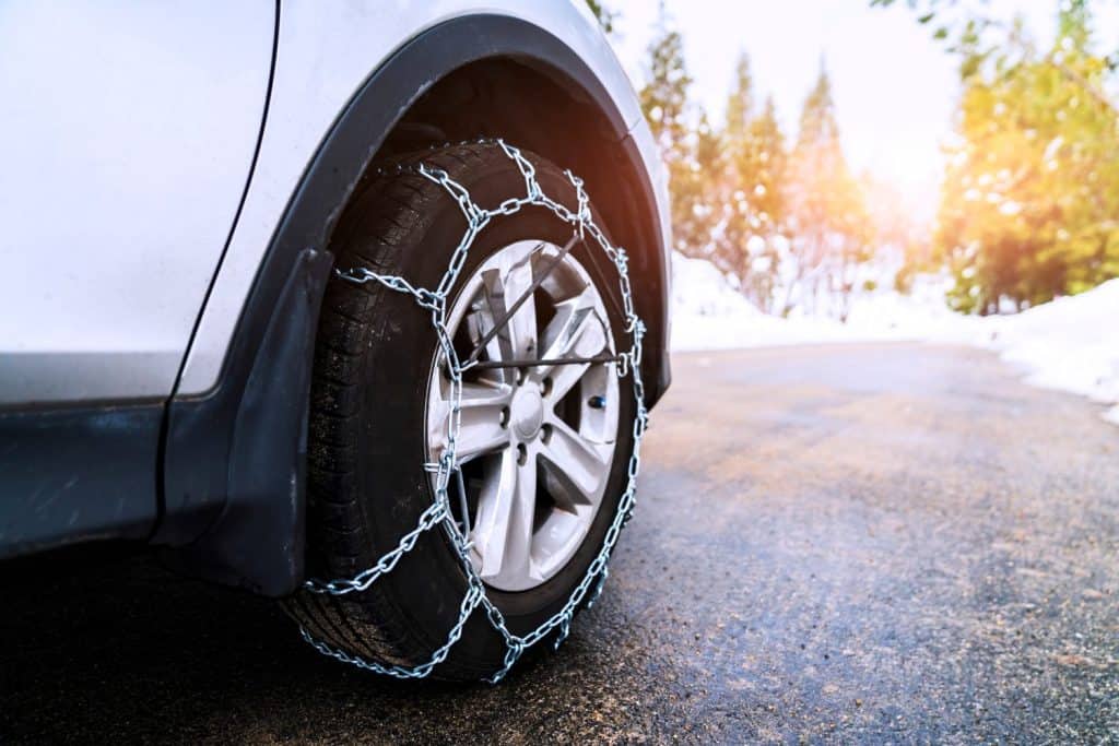 The One Thing You Should Never Do While Driving on Ice 24/7 Tempo