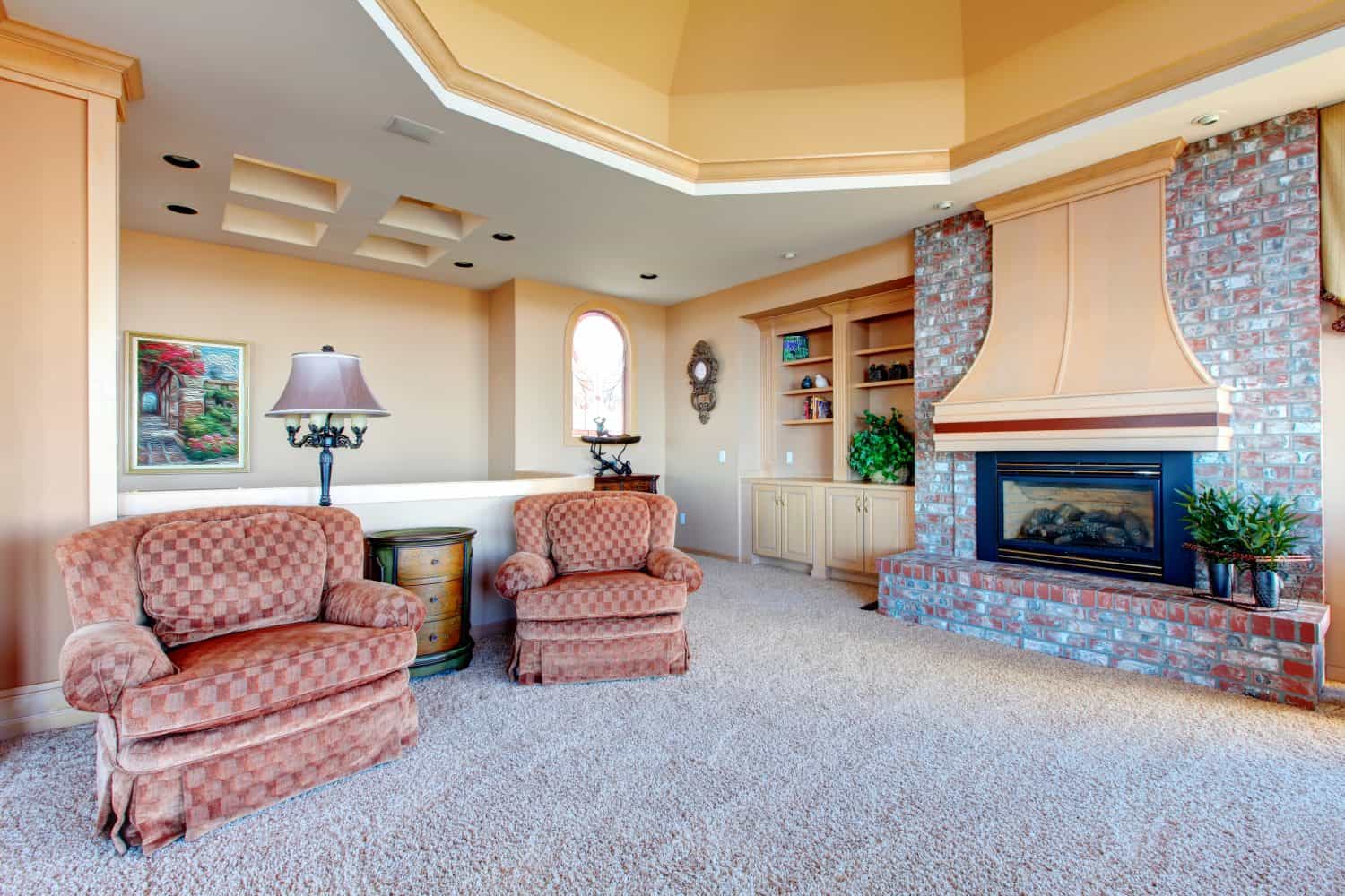 Asymmetrical Home Designs with High Ceilings
