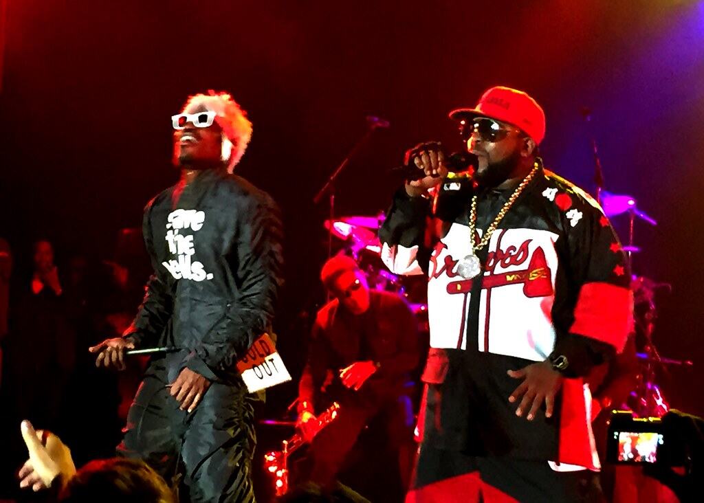 Hey Ya! – OutKast