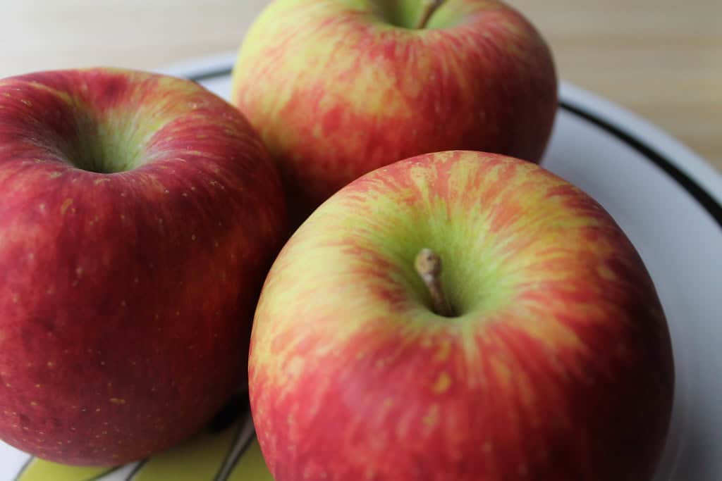 Apples: Popular but Polluted