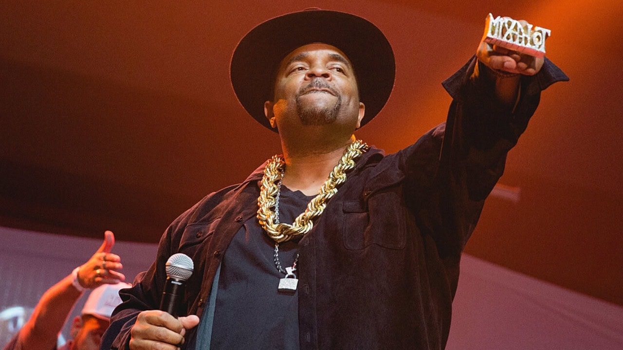 29 One-Hit Wonders That Never Cracked the Top 40 Again