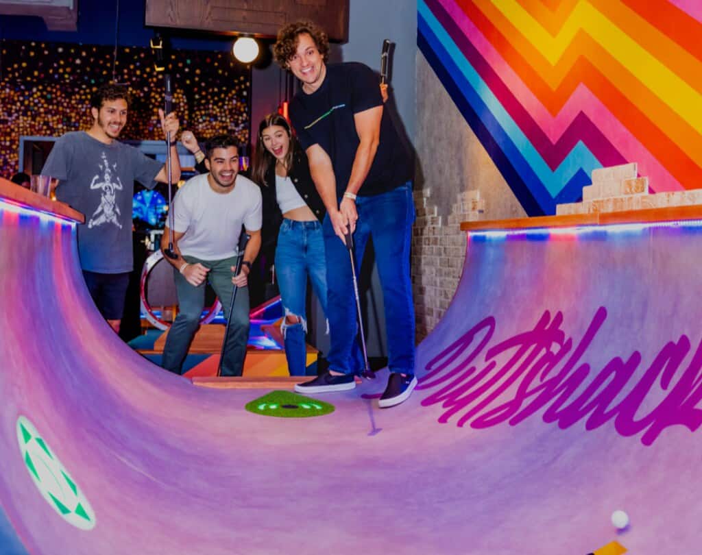 Puttshack – Tech-Mini Golf