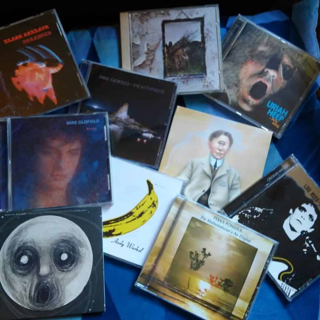 Uriah Heep – Look at Yourself