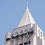 Jeff Bezos Buys The Washington Post for $250 Million