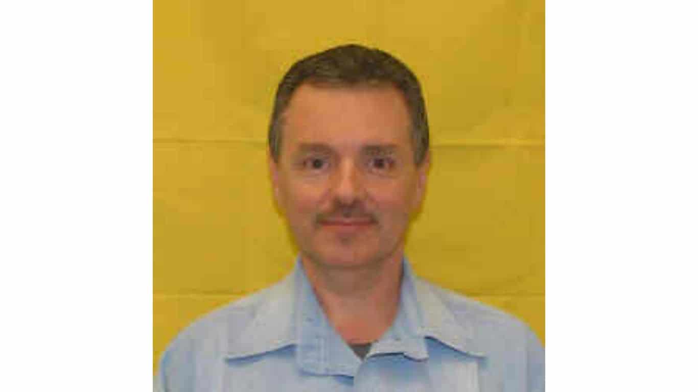 Kentucky: Crime: "Angel of Death" Donald Harvey killing hospital patients between 1970 and 1987