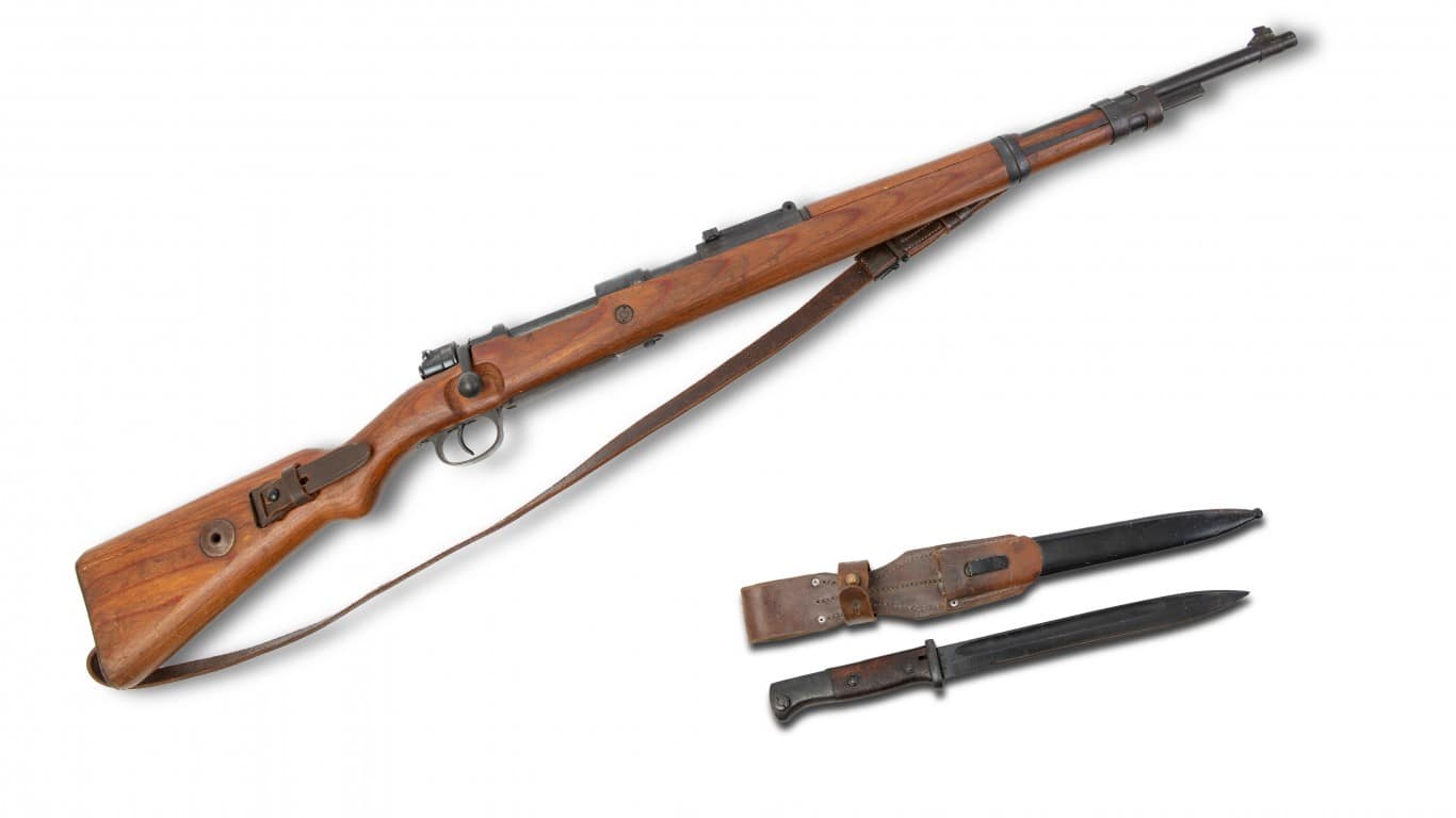2. Mauser Gewehr 98 (and similar)