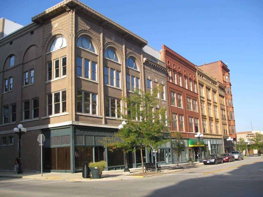 10. Illinois