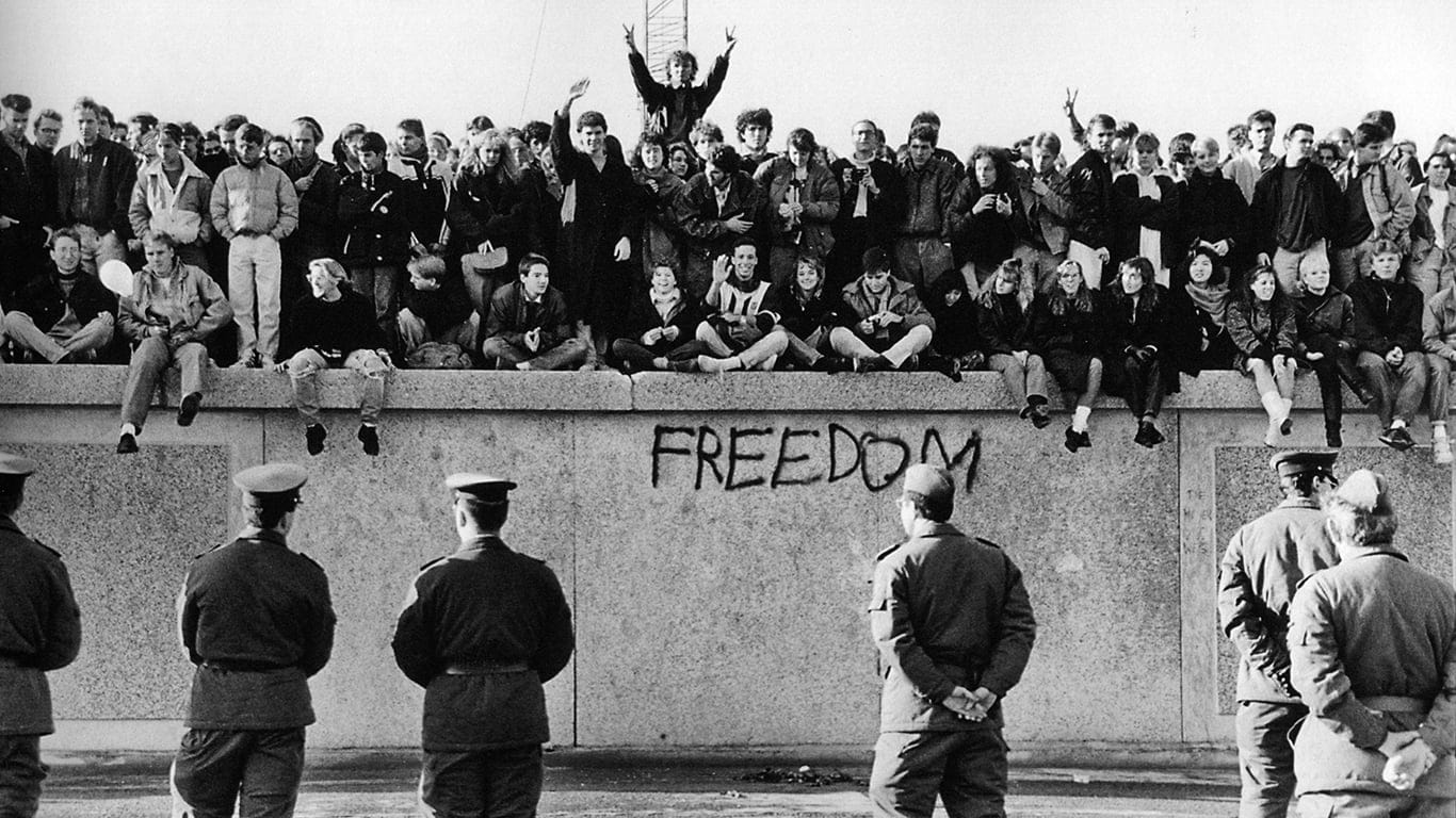 10 Small Mistakes That Changed History Forever