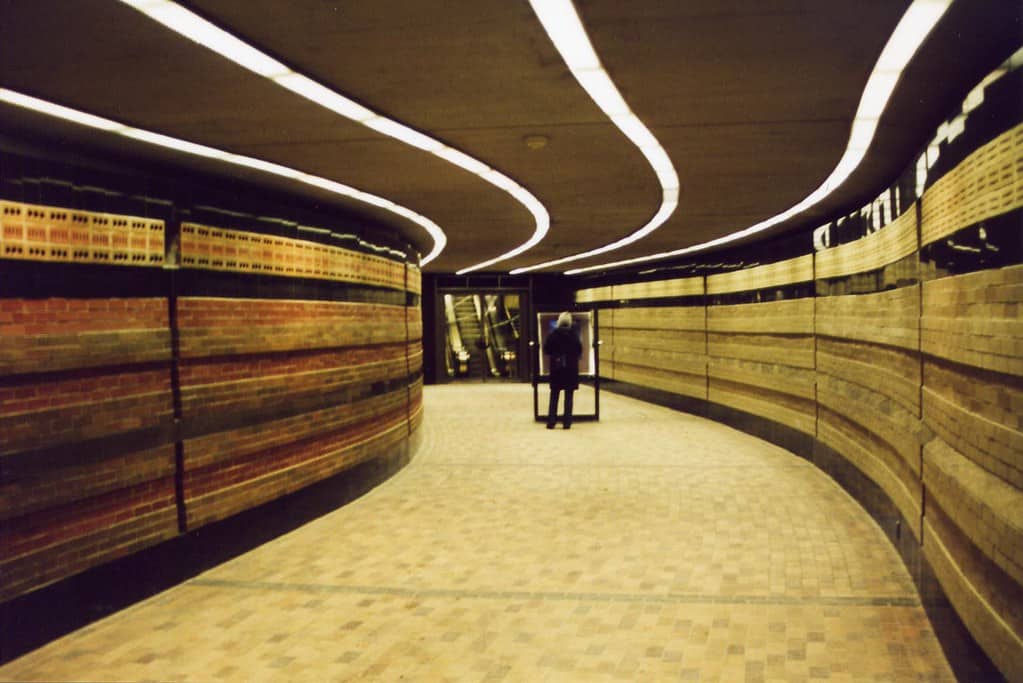 A City or a Shopping Mall?