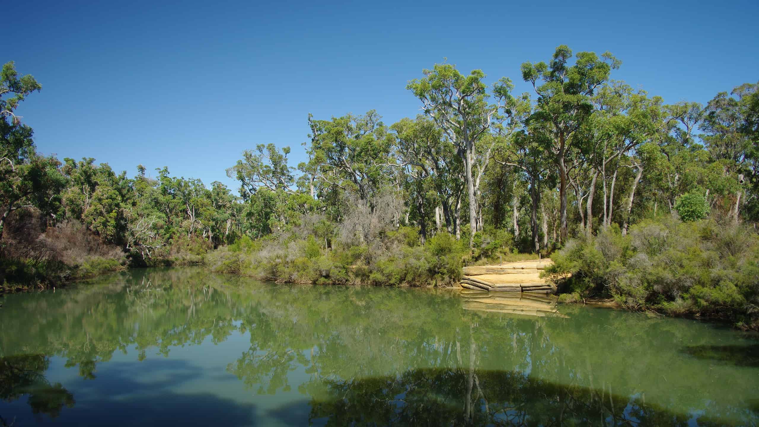 7. Margaret River, Western Australia — 25 Feet