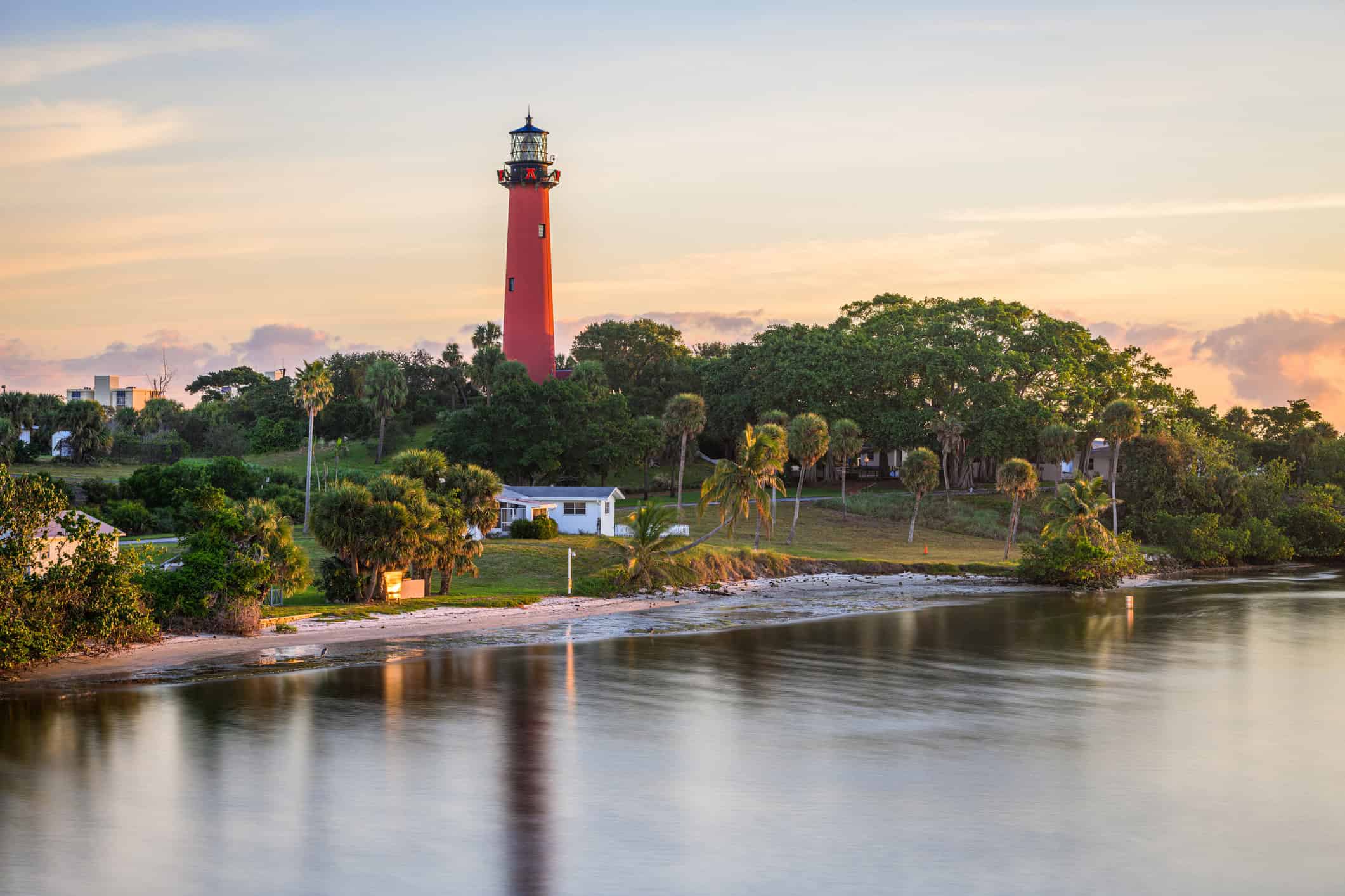 43. Jupiter Inlet Light