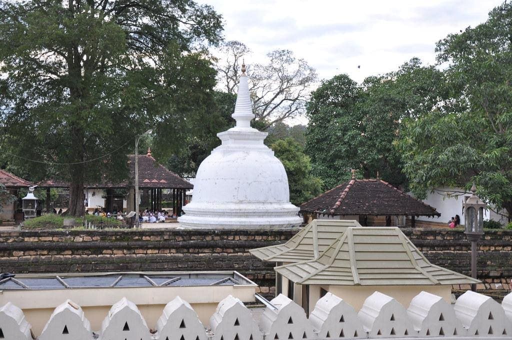 Ceylon Became Sri Lanka in 1972