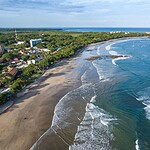 9. Playa Tamarindo, Costa Rica — 10 Feet