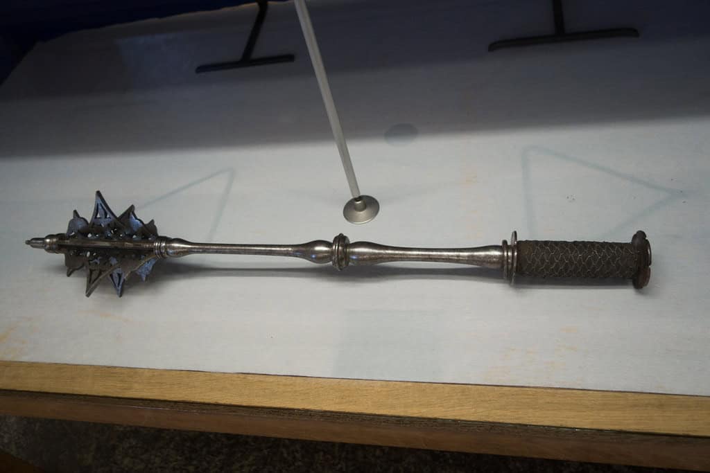 Bishops Carried Maces in Battle