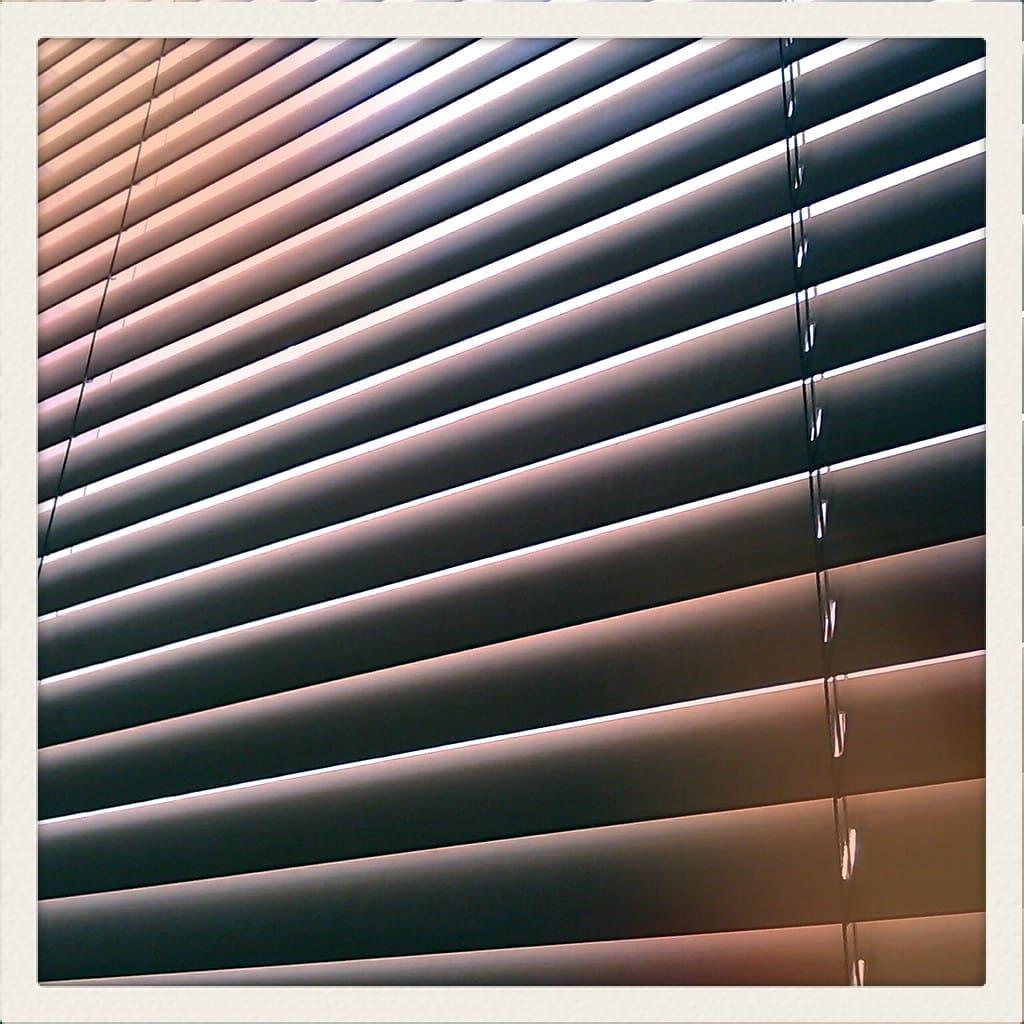 Horizontally Blind #ds557