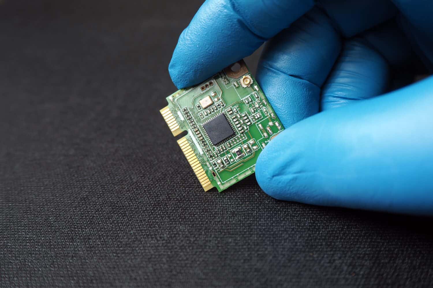 The Integrated Circuit (1958–1959)