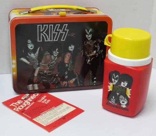 Kiss (1977)