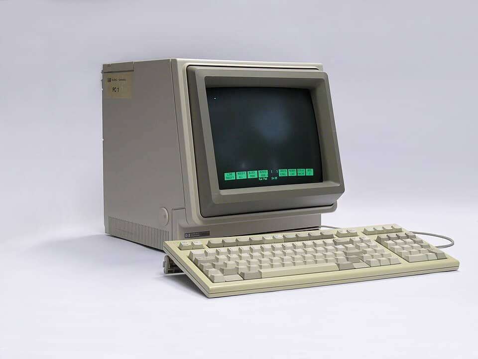 HP-150 Touchscreen Computer (1983)