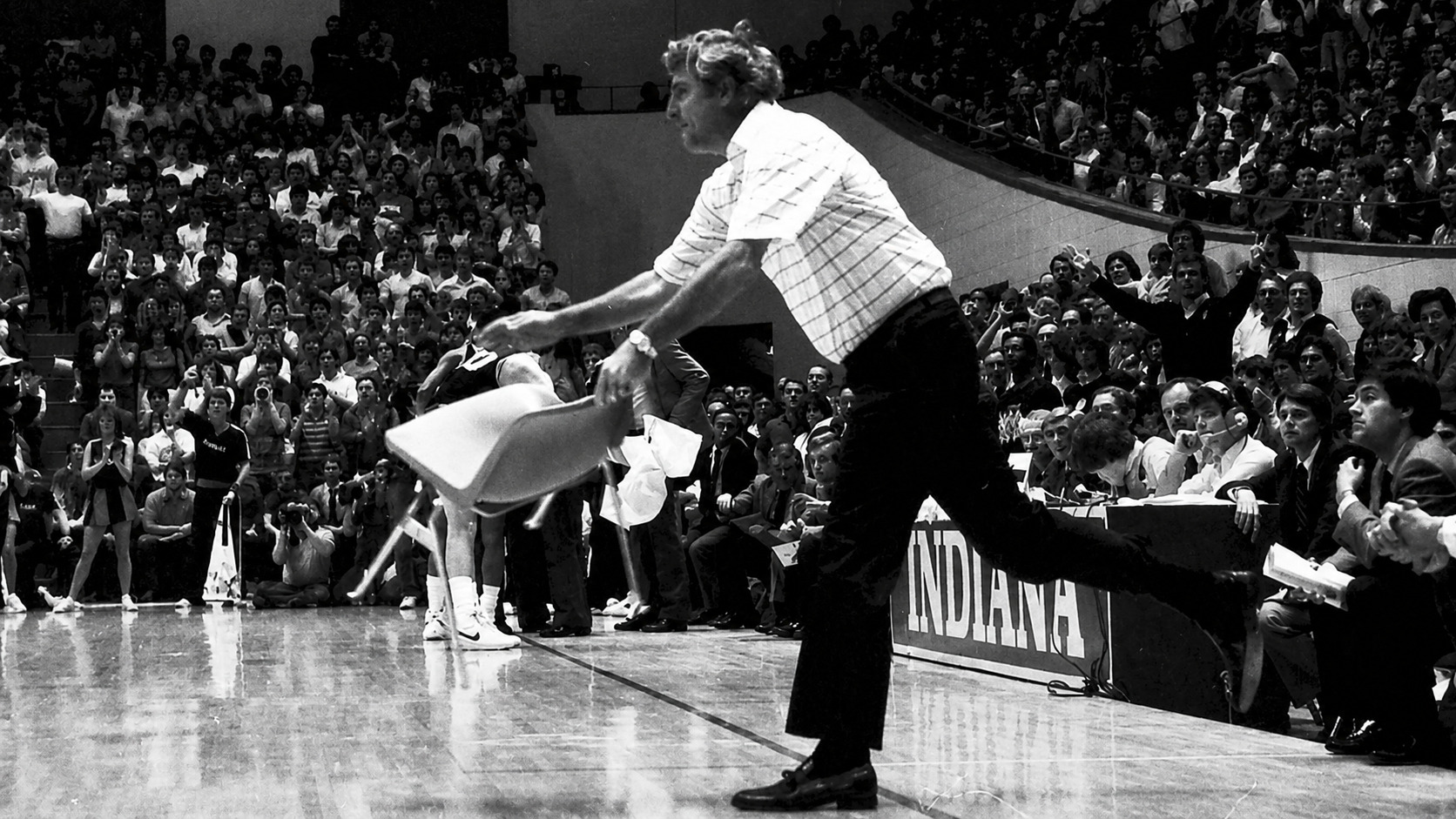 10 Coaching Meltdowns That Went Completely Off the Rails