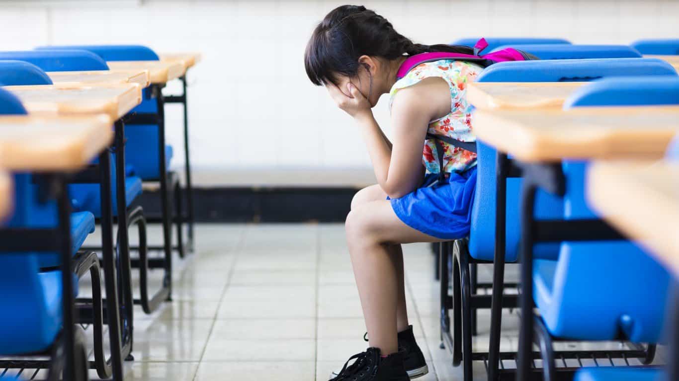 10 School Rules From the 1980s and 1990s That Would Shock Kids Today
