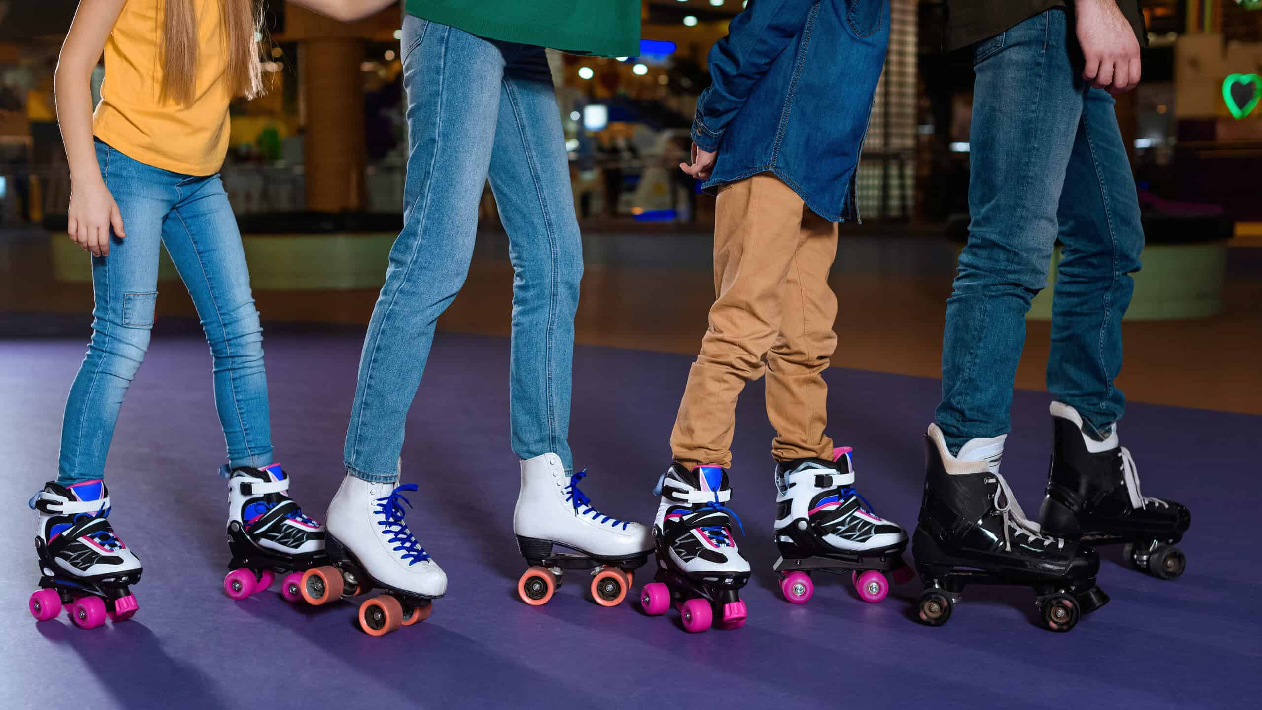 12 Weekend Hangouts We Grew Up With That Are Disappearing