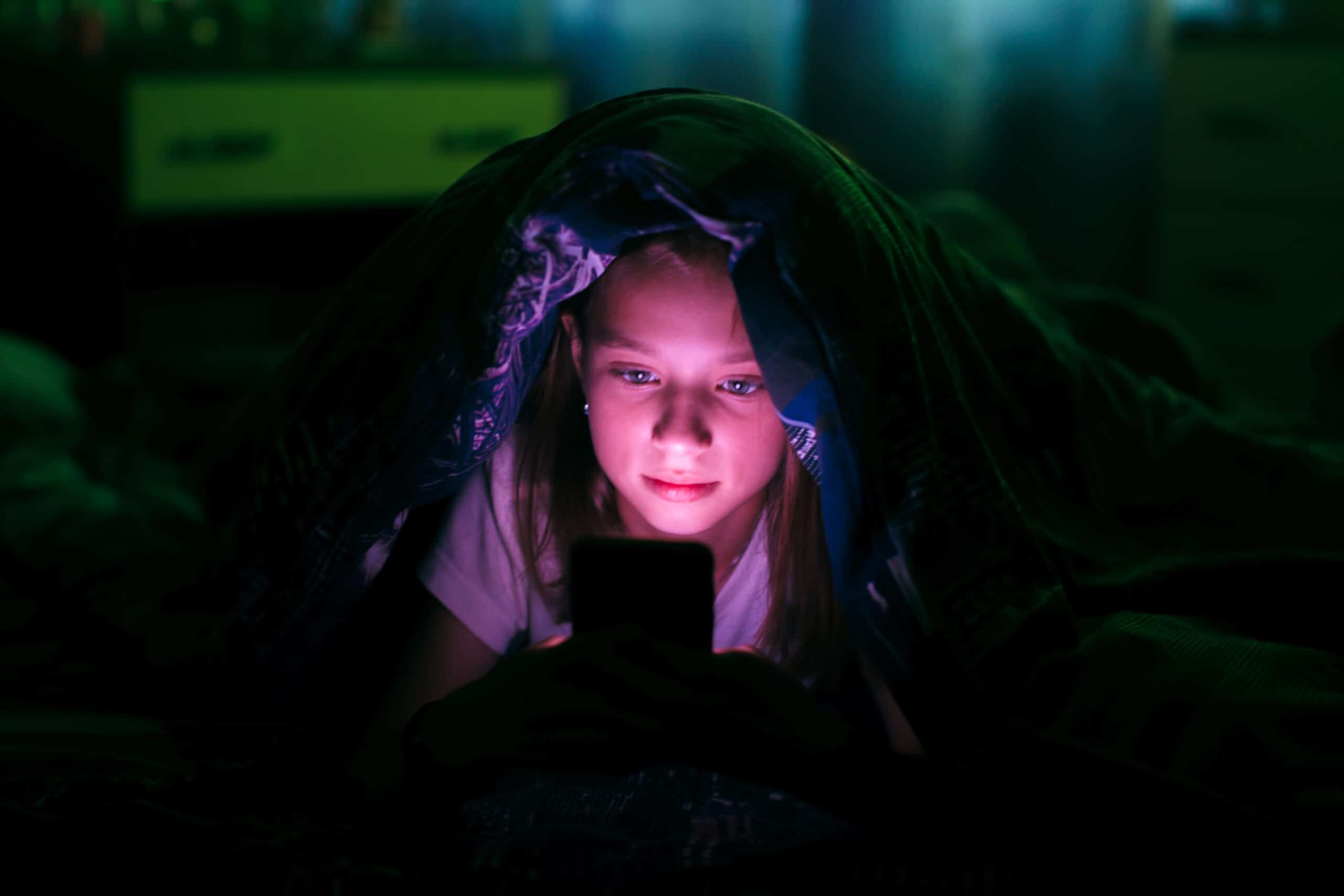 Do you know the warning signs of online grooming?