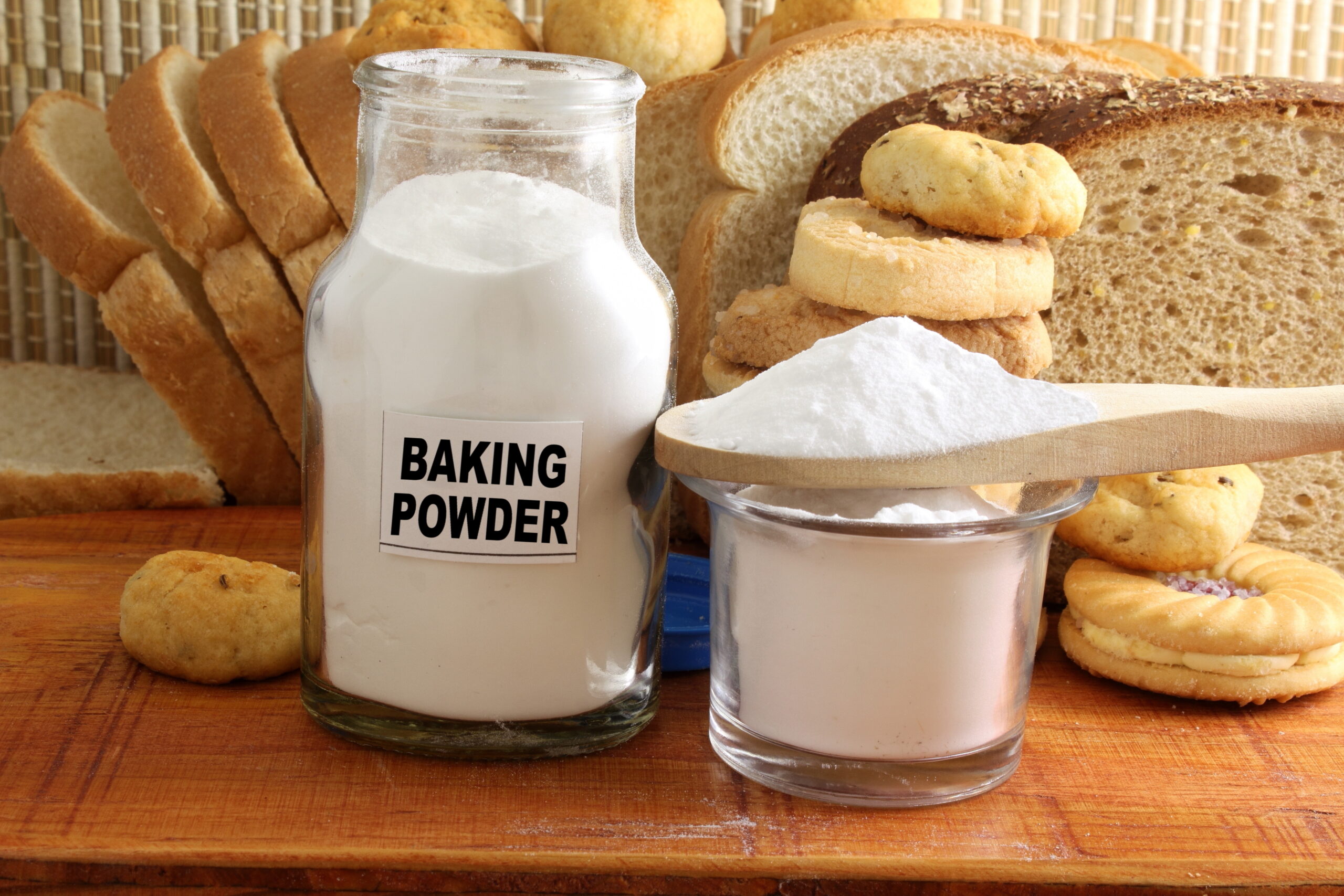 The Difference Between Baking Soda and Baking Powder