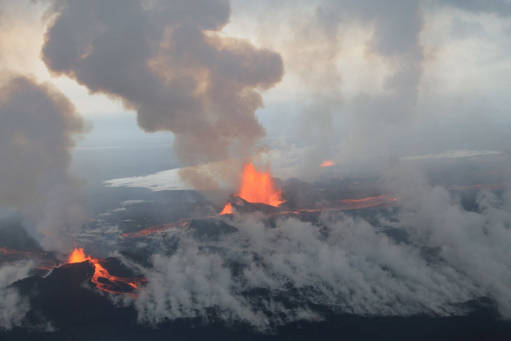 The “Three Active Volcanoes” Fact Is Too Simple