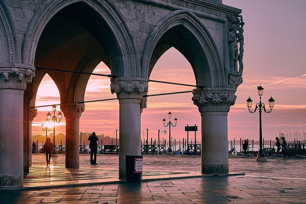 Venice Turned Opera Into a Night Out for Paying Customers