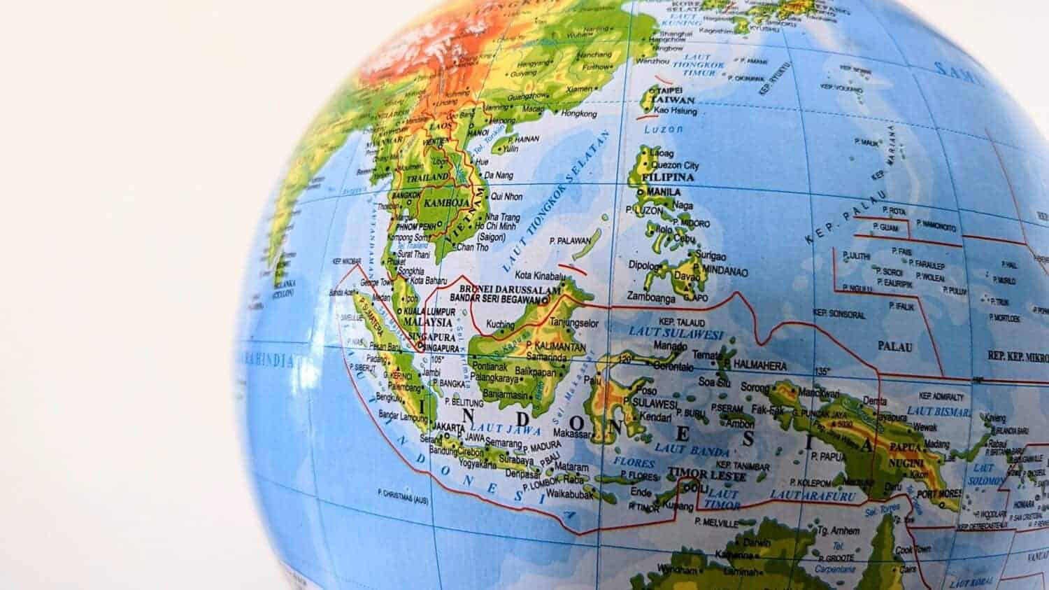 #15 What Is the Reference Line for 0 Degrees Longitude Called?