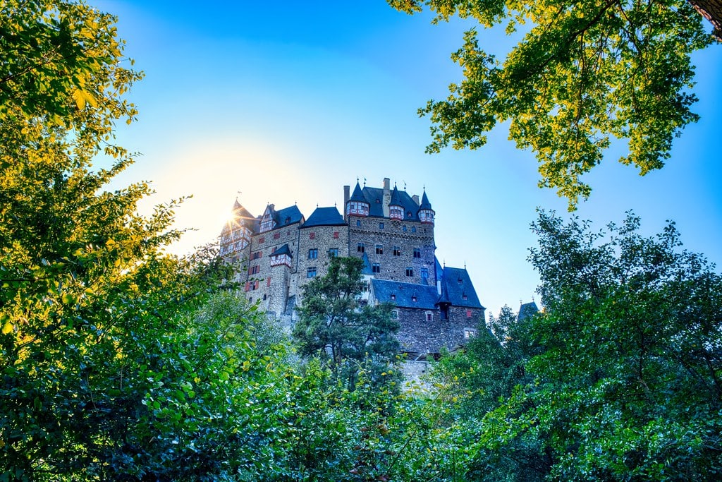 Eltz castle framed by Green