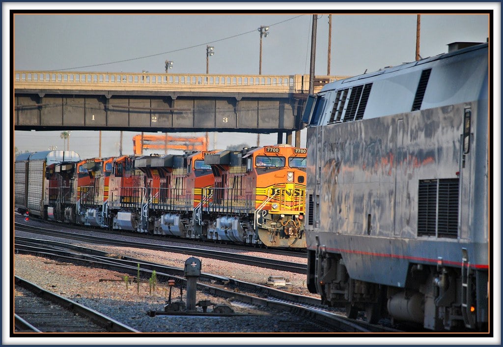 Southwest Chief meets BNSF @ San Bernardino