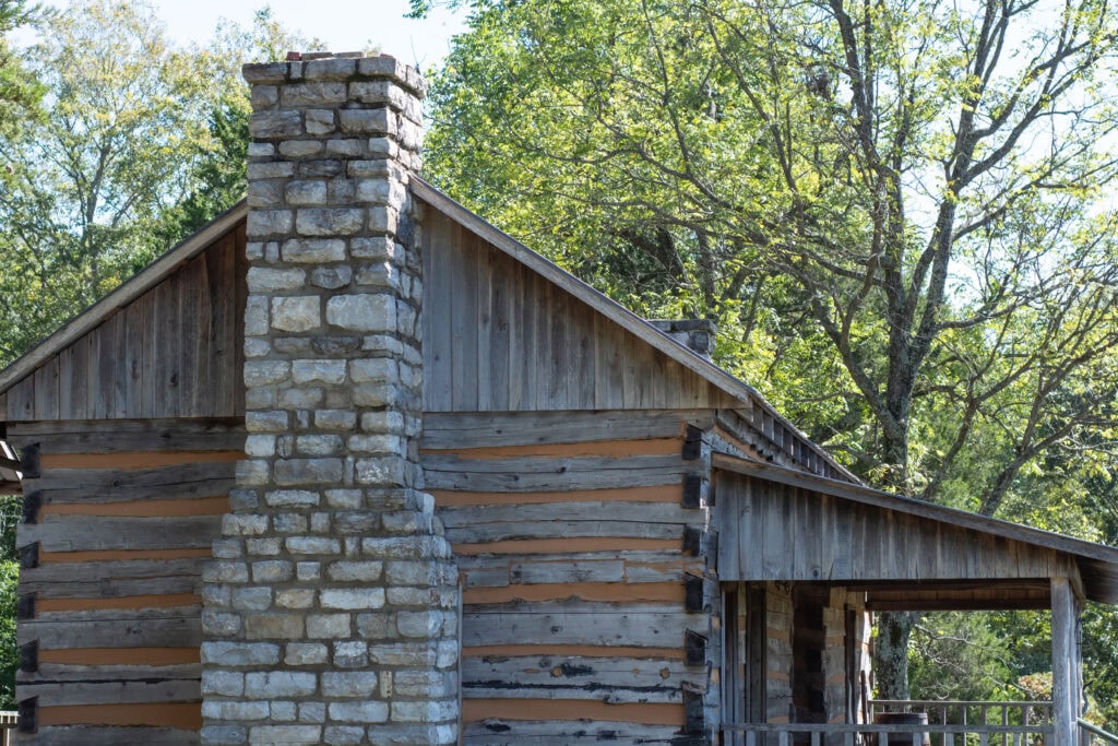Bell Witch cave and cabin