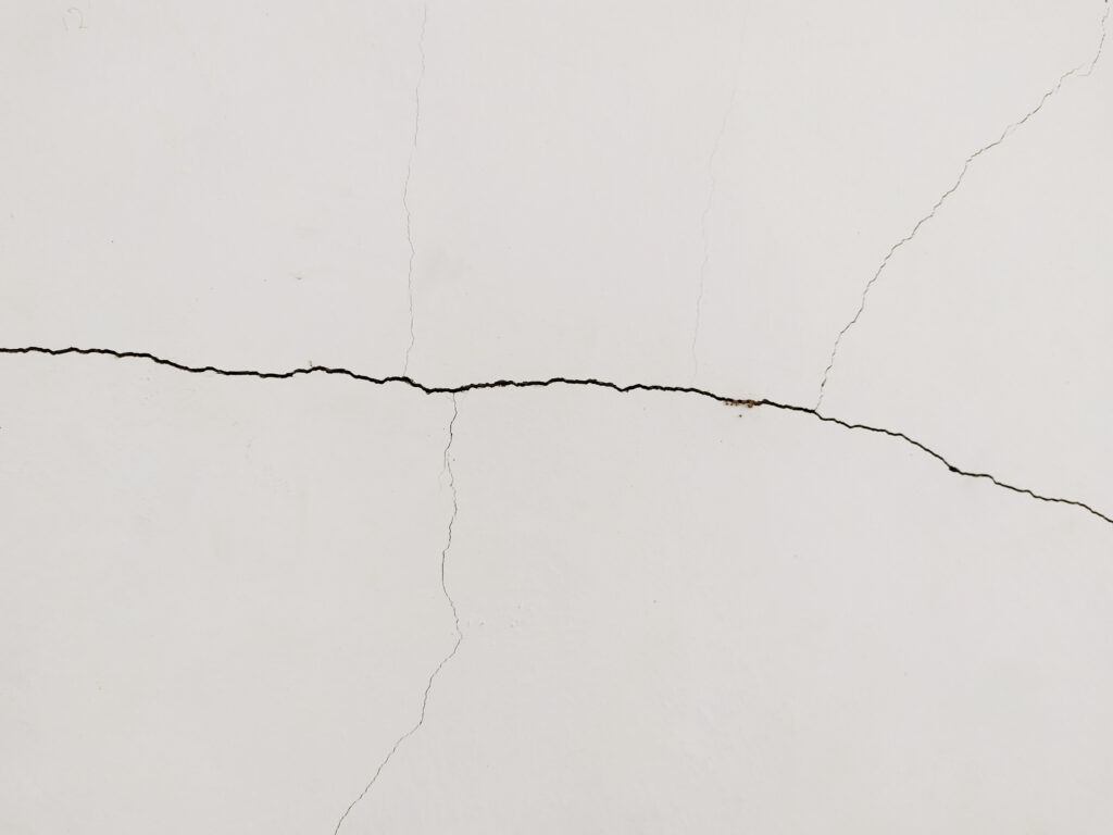 smooth cracks on the wall